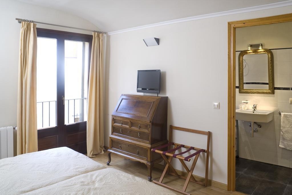 Can Garriga II I III Apartment Garriguella Ngoại thất bức ảnh