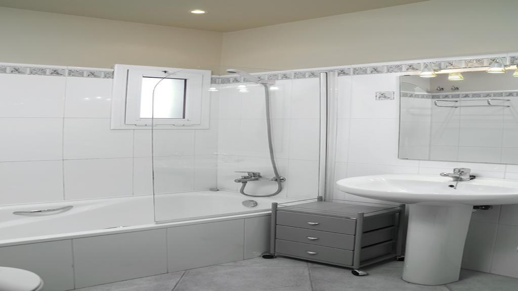 Can Garriga II I III Apartment Garriguella Ngoại thất bức ảnh